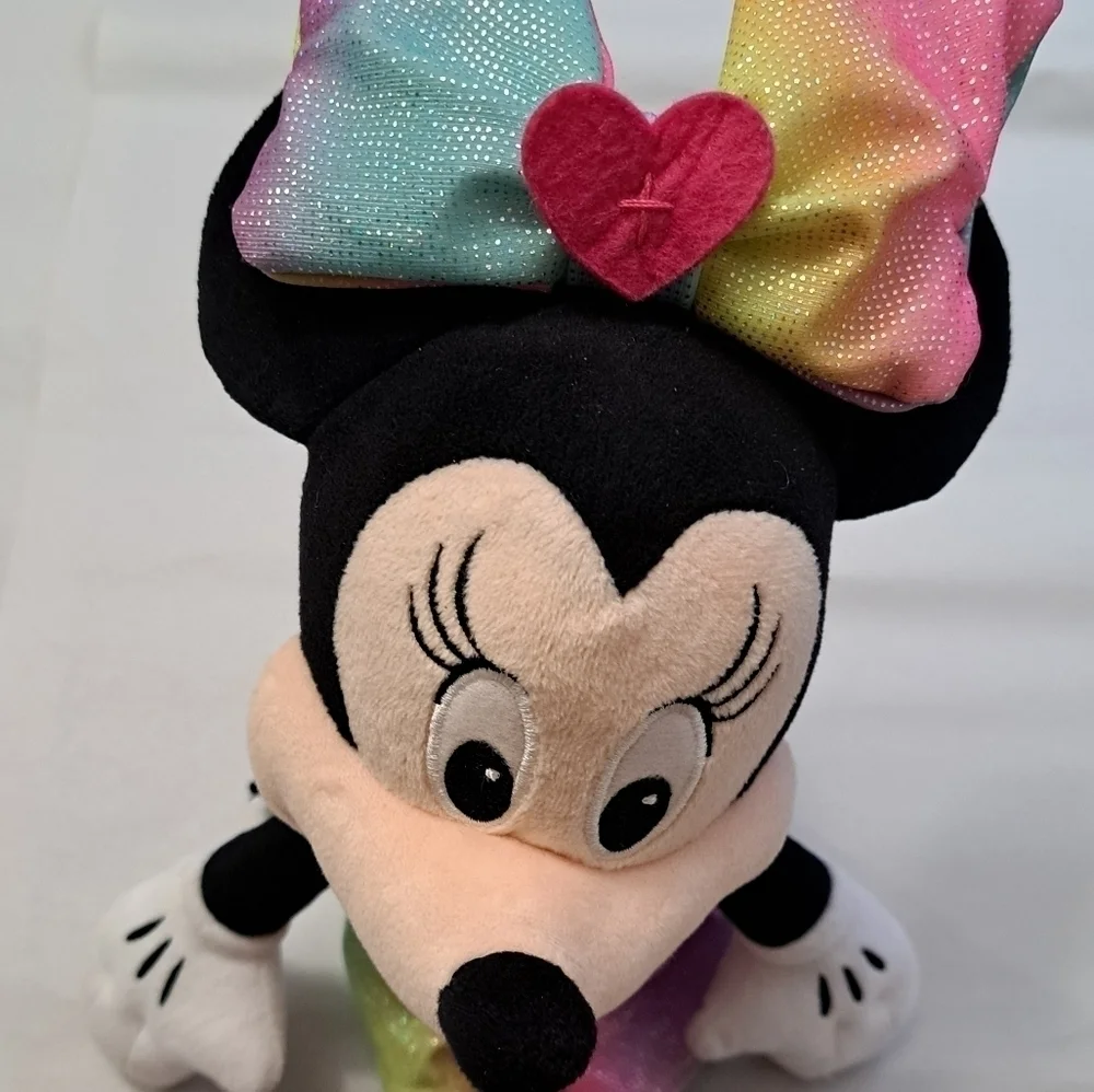 Bundle Of Disney Minnie Mouse Stuffed Animals